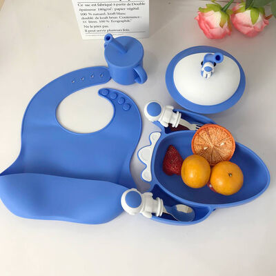 Beli Silikon Anak-anak Baby Feeding Placemat Set Food Grade BPA Bebas Ramah Lingkungan Waterproof Non-slip Tableware Plate Bowl sendok online manufacture